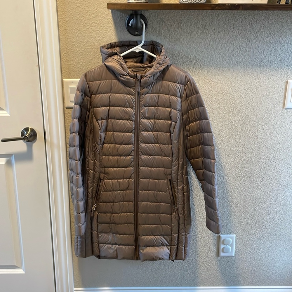 Adventure brand knee length ultra light coat-size XL
